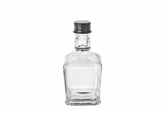 Square Compact Elegant 50ml Glass Liquor Bottles Perfect for Gift Giving