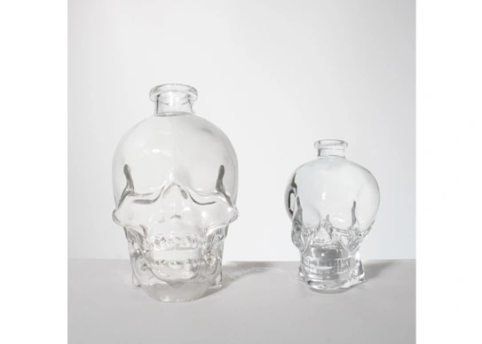 hot-sale-unique-design-vodka-skull-shaped-glass-bottles-04