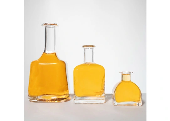 long-neck-fashion-luxury-glass-bottles-for-liquor-packaging-01